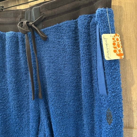 NWT Free People Movement Cuddle Up Fleece Pants Pull On Fuzzy Sweatpants blue - Picture 5 of 12